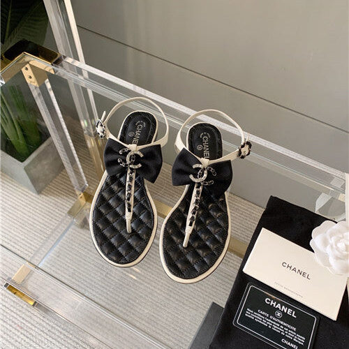 High Quality Luxury Chanel Flip Flops Sandals alternate view