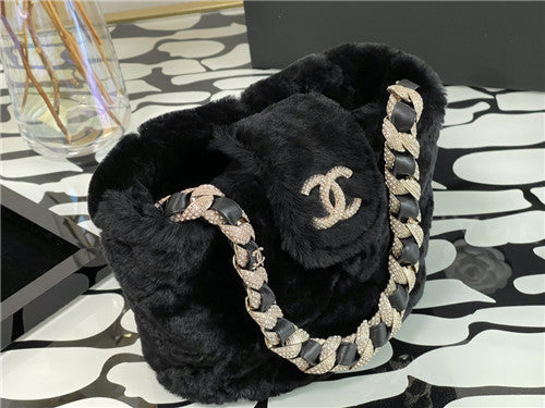 High Quality Luxury Chanel Wool Flap Bag product detail