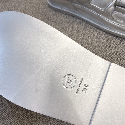 High Quality Luxury Chanel Classic Beach Sandals – Style 61958 product detail