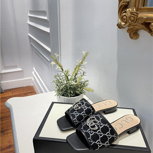 High Quality Luxury Gucci Flat Sandals Slippers alternate view