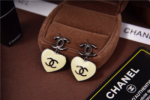 High Quality Luxury Chanel Camellia Earrings – Style 49722