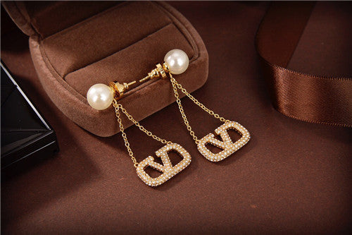 High Quality Luxury Valentino Pearl Earrings alternate view
