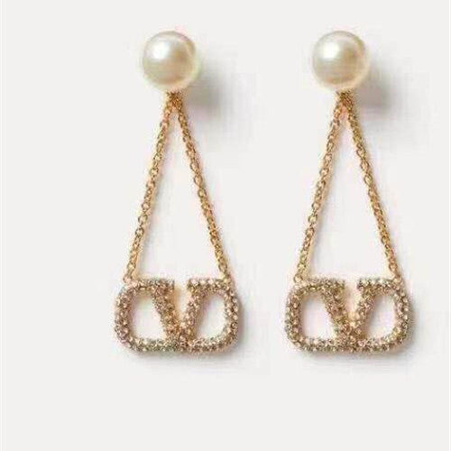 High Quality Luxury Valentino Pearl Earrings product detail