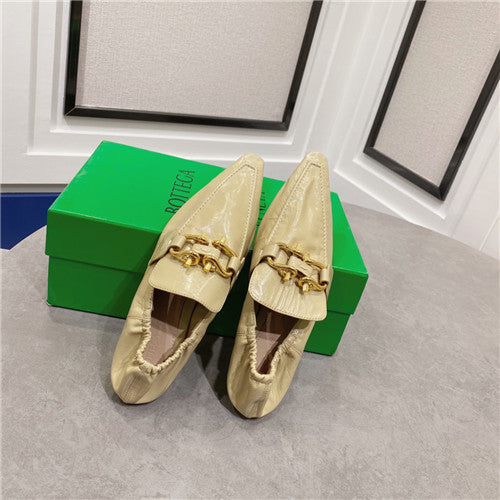 High Quality Luxury Bottega Veneta Almond Flats – Style 82086 alternate view