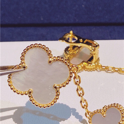High Quality Luxury Van Cleef Earrings product detail