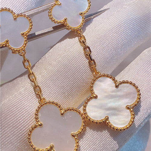 High Quality Luxury Van Cleef Earrings product detail