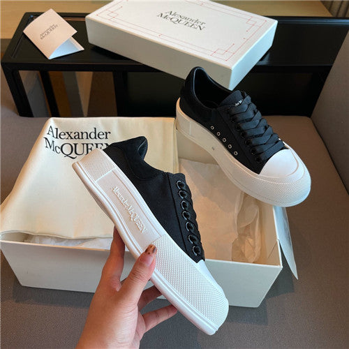 High Quality Luxury Alexander McQueen Womens Sneakers – Style 64835 alternate view