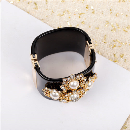 High Quality Luxury Chanel Bracelet – Style 49705 alternate view