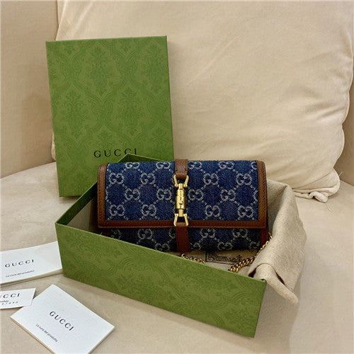 High Quality Luxury Gucci Clutch alternate view