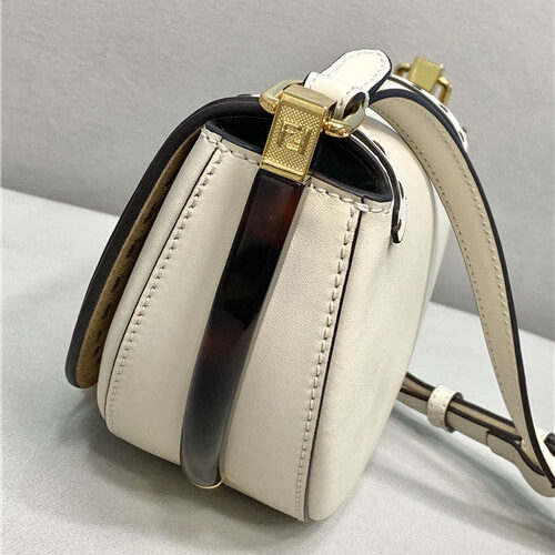 High Quality Luxury Fendi Saddle Bag – Style 32684 product detail