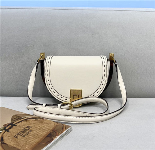 High Quality Luxury Fendi Saddle Bag – Style 32684