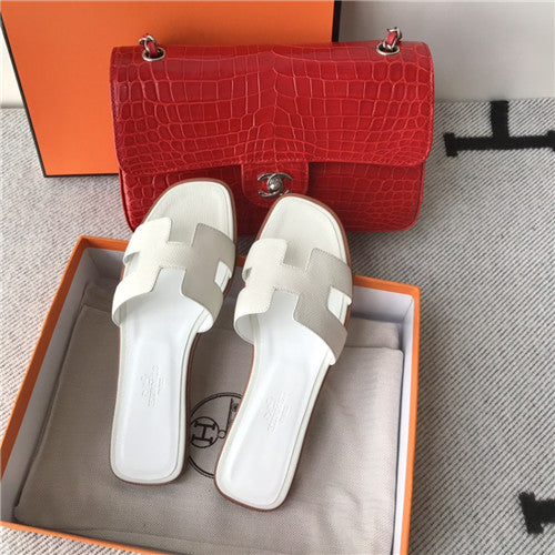 High Quality Luxury Hermes Flat Slippers Womens – Style 07747 alternate view