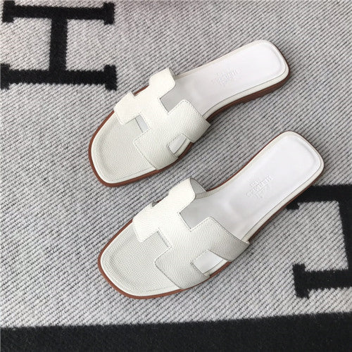 High Quality Luxury Hermes Flat Slippers Womens – Style 07747 product detail