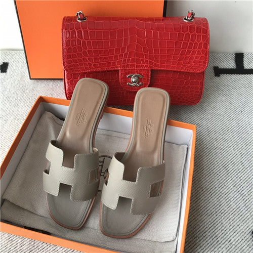 High Quality Luxury Hermes Flat Slippers Womens – Style 40515 alternate view