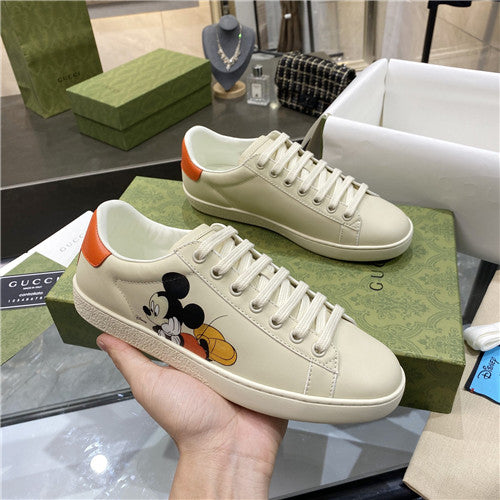 High Quality Luxury Womens Gucci White Leather Sneakers – Style 43635