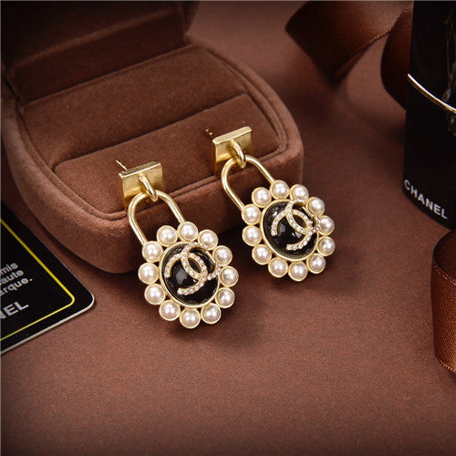 High Quality Luxury Chanel Earrings – Style 49932