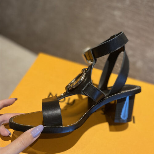 High Quality Luxury Louis Vuitton Chunky Heel Sandals – Style 29891 product detail