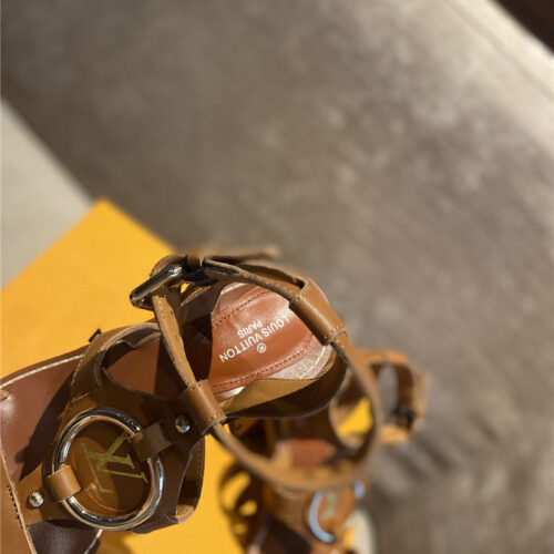 High Quality Luxury Louis Vuitton Chunky Heel Sandals product detail