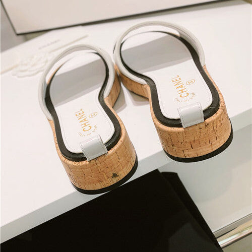High Quality Luxury Chanel Flip Flop Sandals – Style 07590 product detail