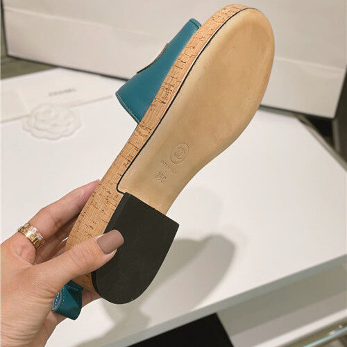 High Quality Luxury Chanel Flip Flop Sandals – Style 14374 product detail