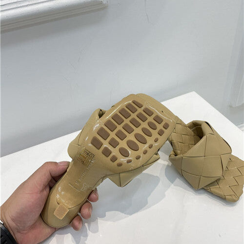 High Quality Luxury Bottega Veneta Bv Lido Sandals – Style 54886 product detail