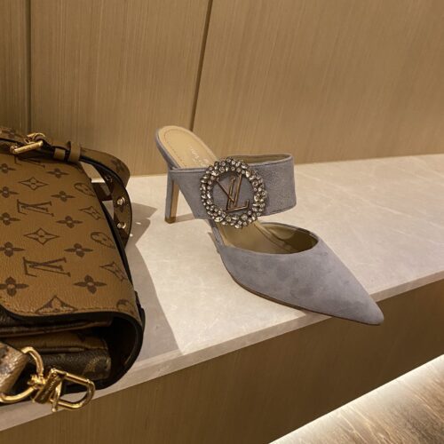 High Quality Luxury Louis Vuitton Urban Twist Sandals – Style 96035 product detail