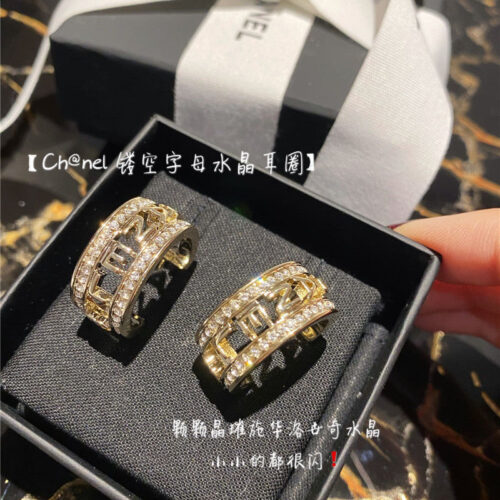 High Quality Luxury Chanel Light Champagne Gold Earrings product detail