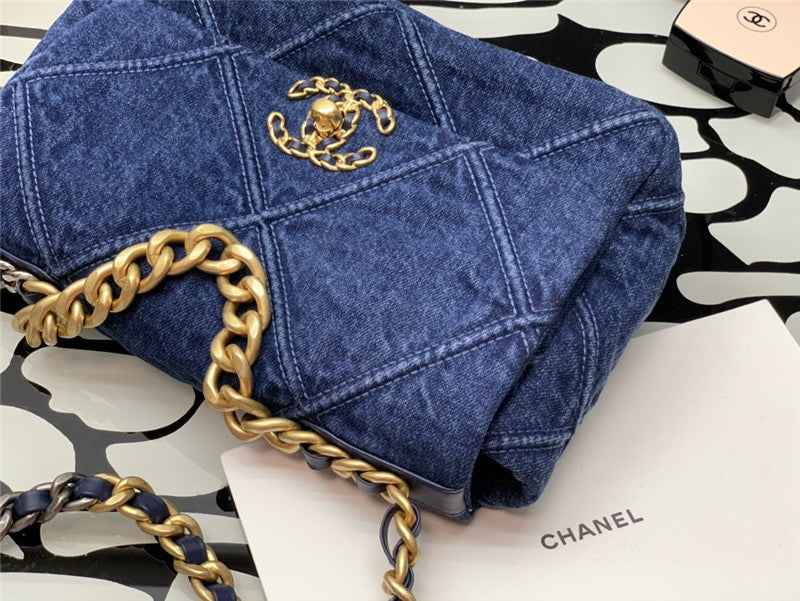 High Quality Luxury Chanel 19 Flap Bag product detail