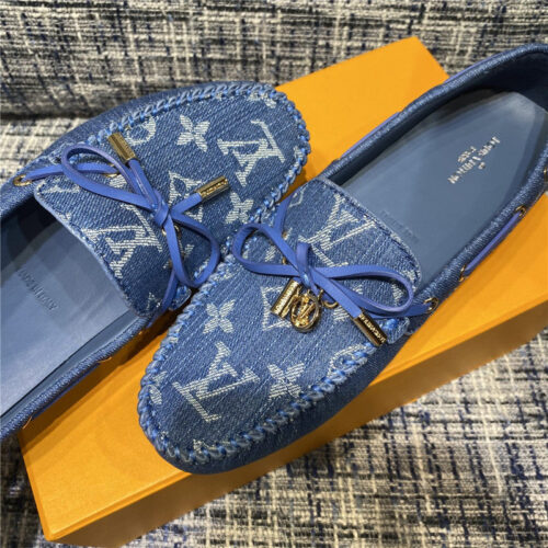 High Quality Luxury Louis Vuitton Womens Medal Beanie Shoes – Style 69379 alternate view