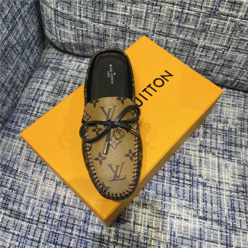 High Quality Luxury Louis Vuitton Womens Medal Beanie Shoes product detail