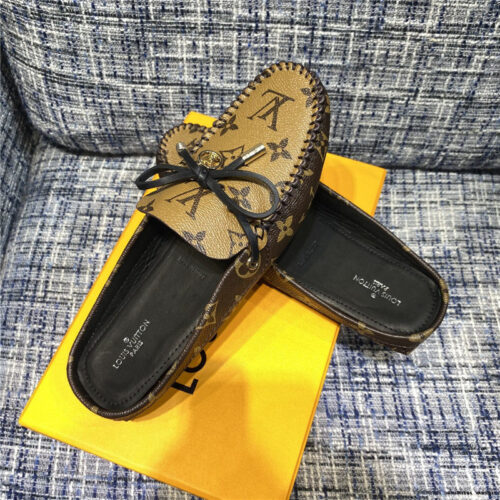 High Quality Luxury Louis Vuitton Womens Medal Beanie Shoes alternate view