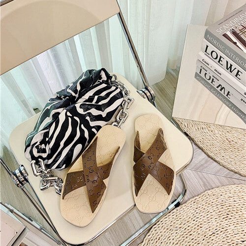 High Quality Luxury Gucci Slippers Womens – Style 54131 product detail