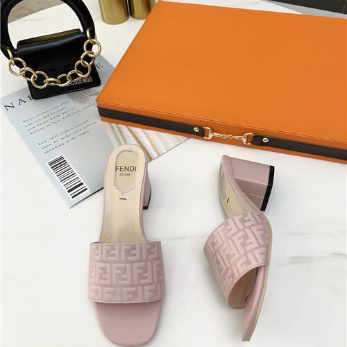 High Quality Luxury Fendi Slippers Womens – Style 45139 product detail