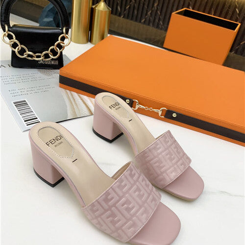 High Quality Luxury Fendi Slippers Womens – Style 45139 product detail