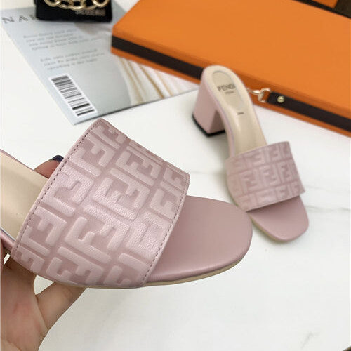 High Quality Luxury Fendi Slippers Womens – Style 45139 product detail
