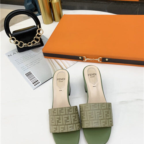 High Quality Luxury Fendi Slippers Womens – Style 10131 product detail