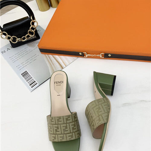 High Quality Luxury Fendi Slippers Womens – Style 10131 product detail