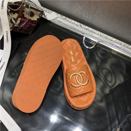 High Quality Luxury Chanel Embroidery Slippers product detail