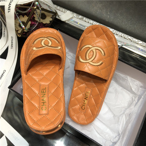 High Quality Luxury Chanel Embroidery Slippers product detail