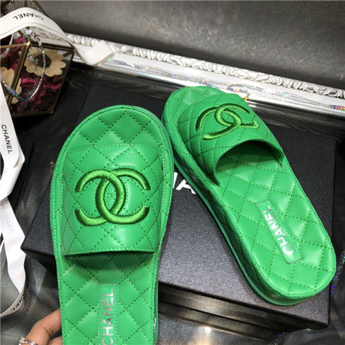 High Quality Luxury Chanel Embroidery Slippers – Style 50182 product detail