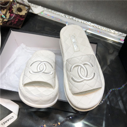 High Quality Luxury Chanel Embroidery Slippers – Style 48486 product detail