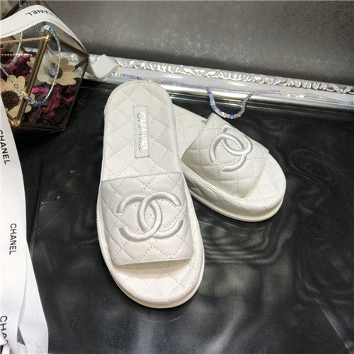 High Quality Luxury Chanel Embroidery Slippers – Style 48486 product detail