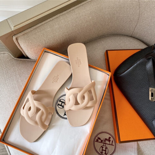 High Quality Luxury Hermes New Classic Pig Nose Chain Slippers product detail