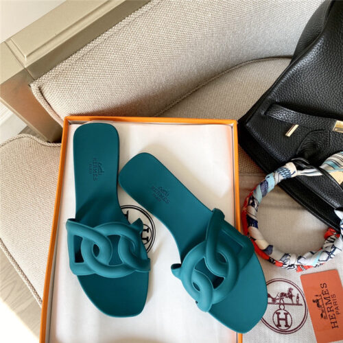 High Quality Luxury Hermes New Classic Pig Nose Chain Slippers – Style 54499 product detail