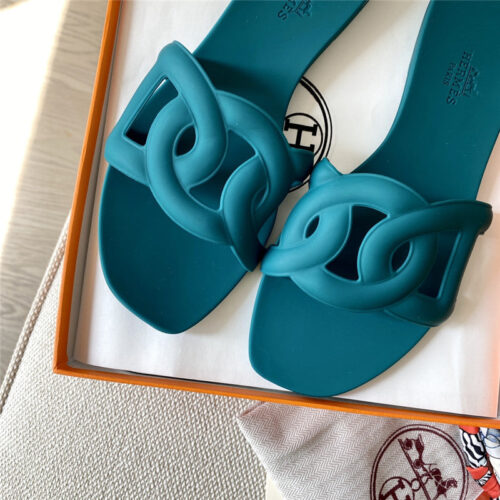 High Quality Luxury Hermes New Classic Pig Nose Chain Slippers – Style 54499 product detail
