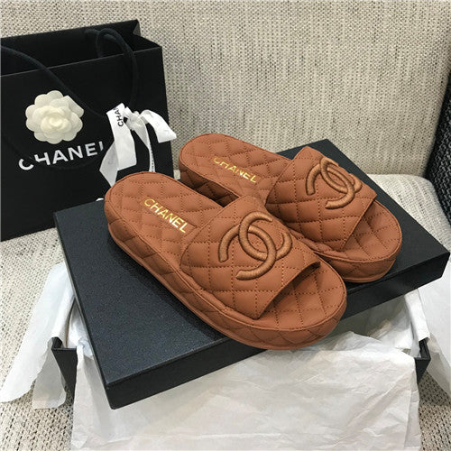High Quality Luxury Chanel Embroidery Slippers – Style 79558