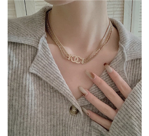 High Quality Luxury Chanel Necklace alternate view