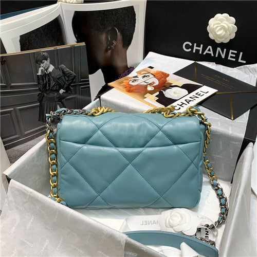 High Quality Luxury Chanel 19 Bag Flap Bag – Style 46733 alternate view