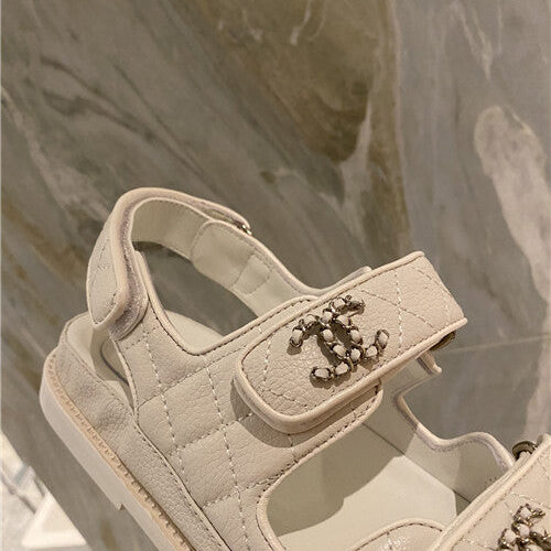 High Quality Luxury Chanel Flat Beach Shoes Sandals product detail