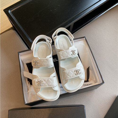 High Quality Luxury Chanel Flat Beach Shoes Sandals product detail